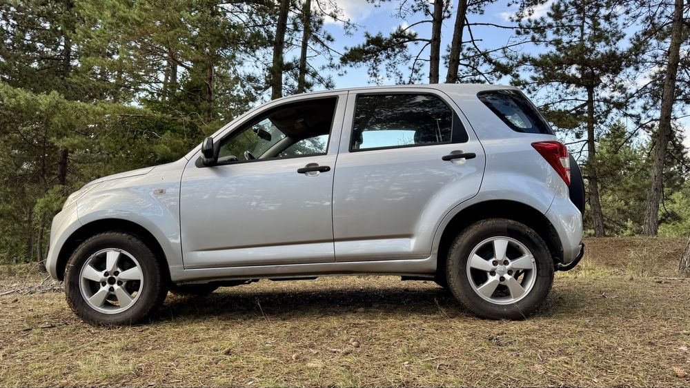 Daihatsu Terios 1.5 4x4 2007 benzina 4 usi EURO 4