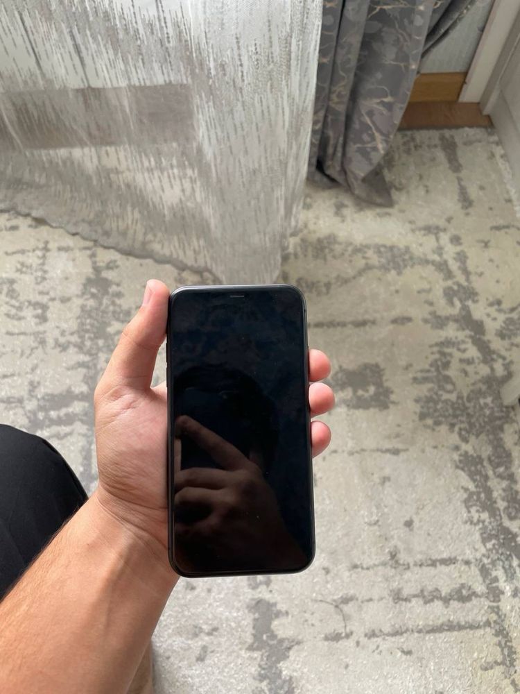 Iphone 11 karobka bor