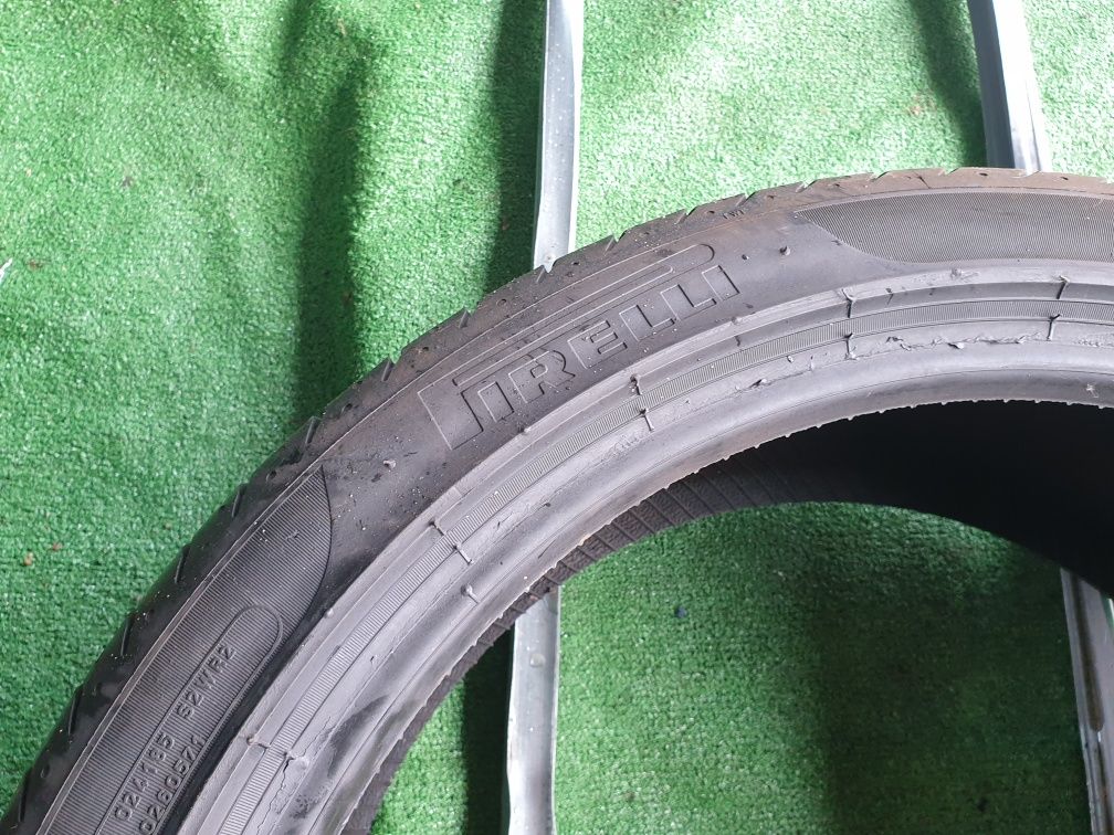 255 40 r21 Pirelli