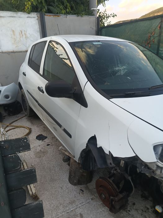 Reno klio на части