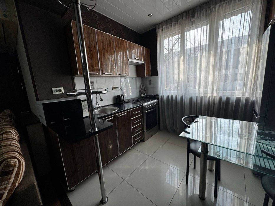 Сдается 2 ком рядом с Улицей Тараса Шевченко. Метро Ташкент