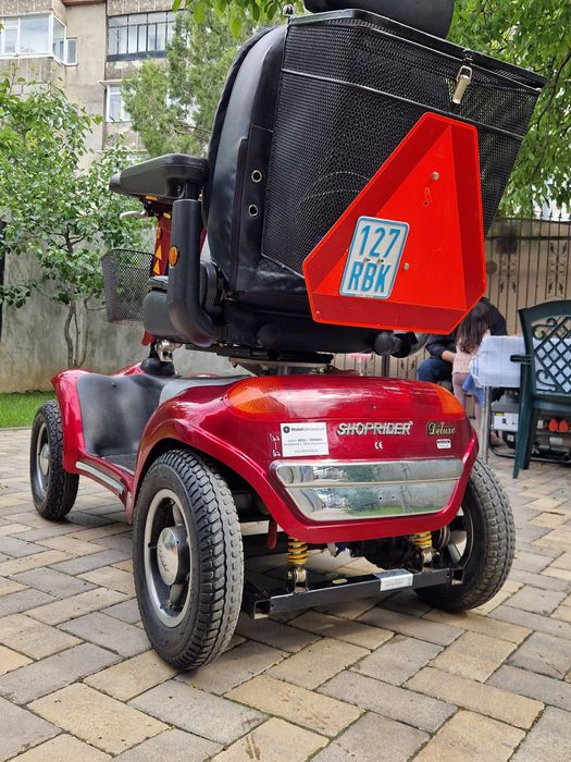 Scuter Căruț electric pentru persoane cu dizabilități