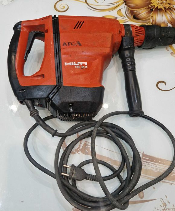 Hilti te 60 atc/avr ударно пробивна машина