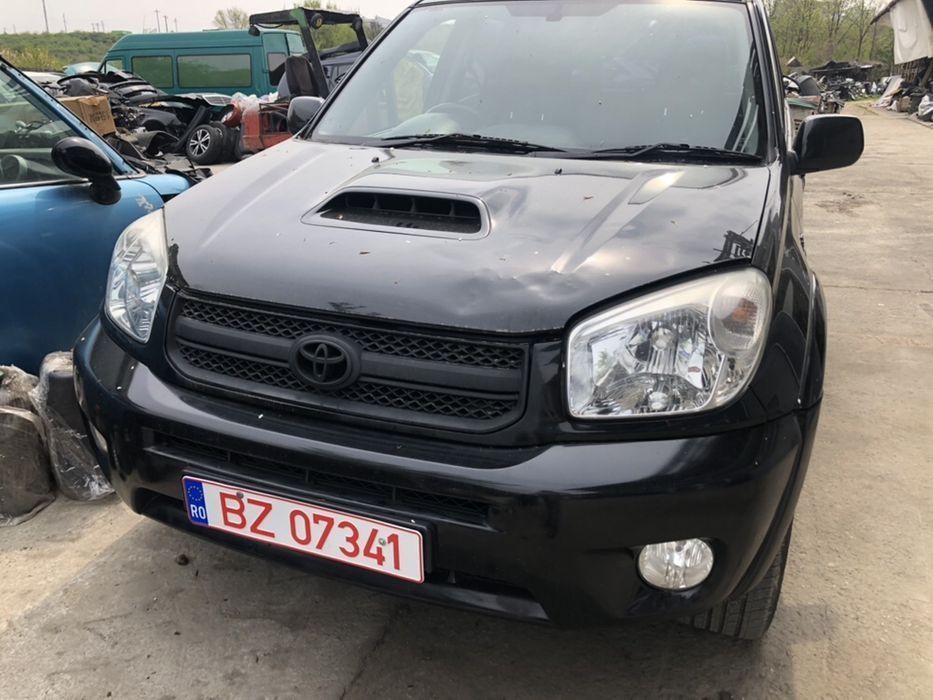 Toyota Rav4 20d 115 Hp interior piele scaune trapa bară torosuri roti luneta haion USA uși
