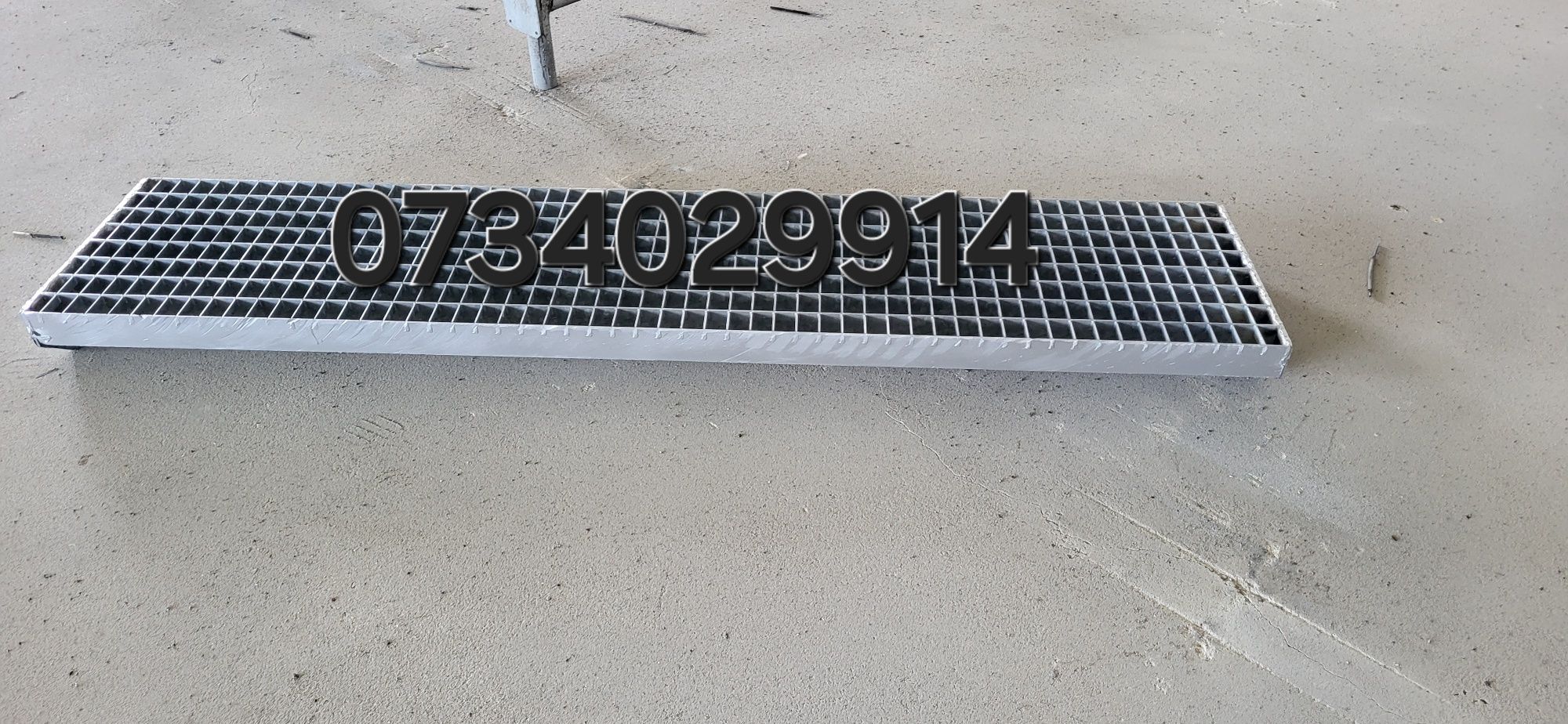 Trepte metalice zincate