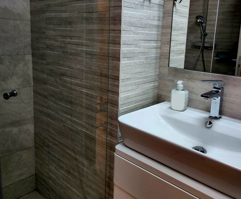 Inchiriez apartament lux 2 camere - nou - de inchiriat