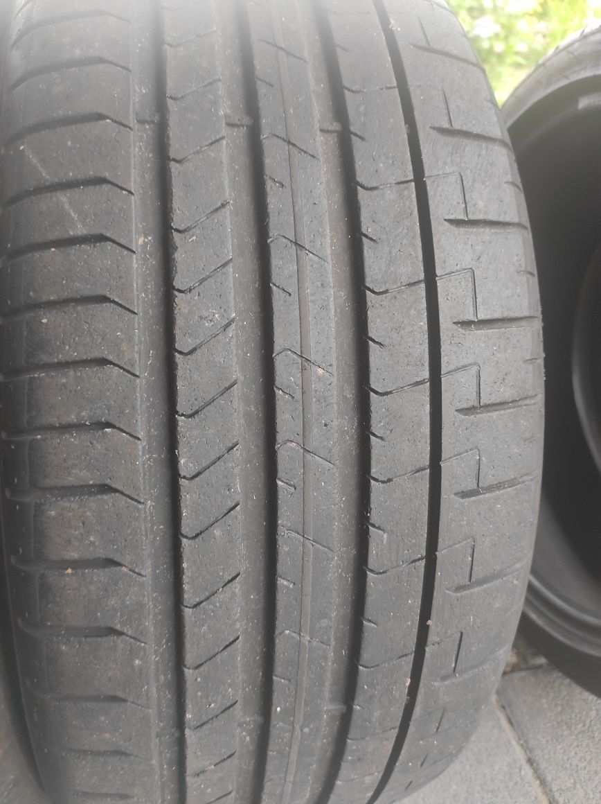 235/40/19 PIRELLI