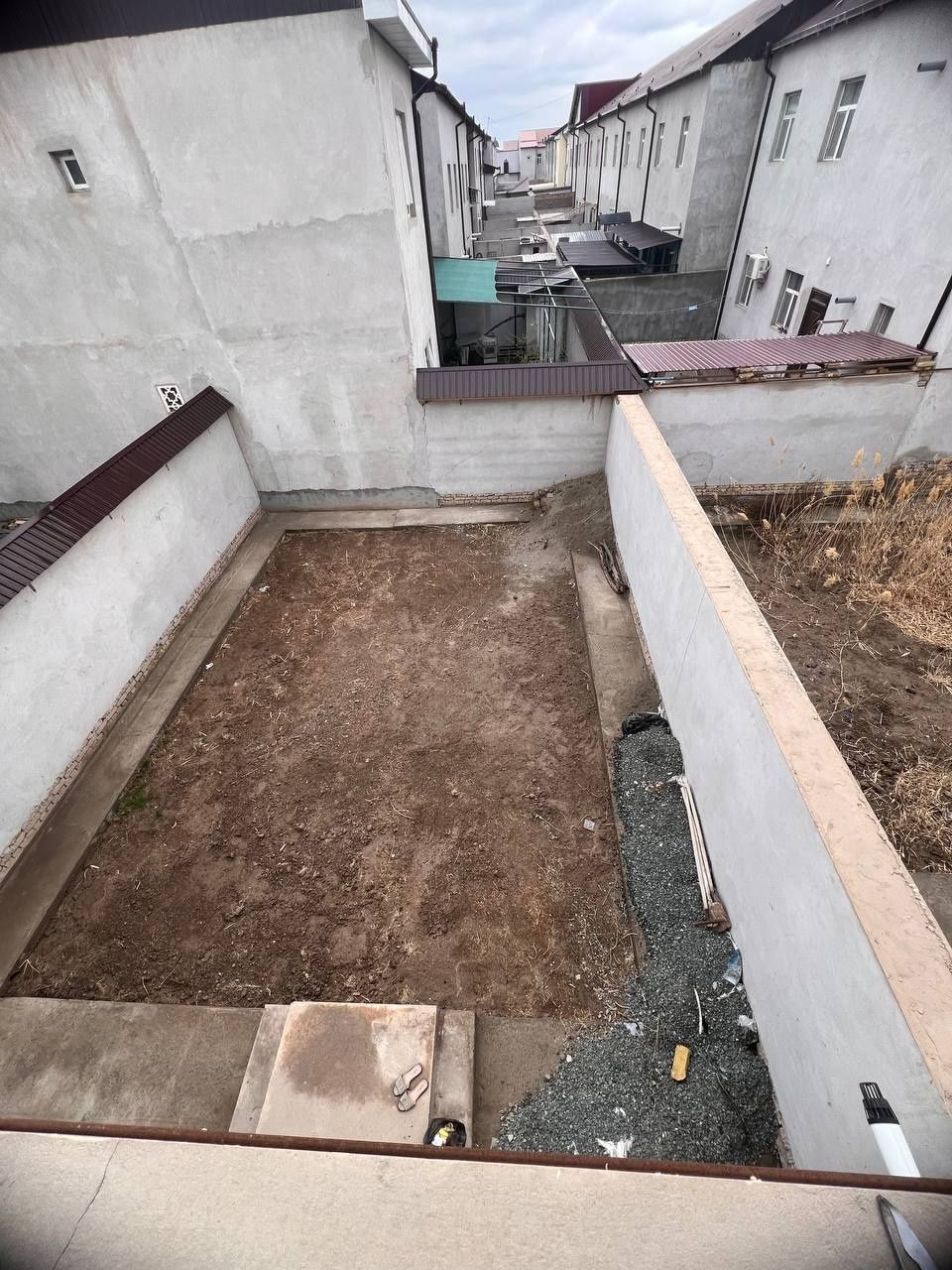 Бурон заправка гаражли 200кв жой