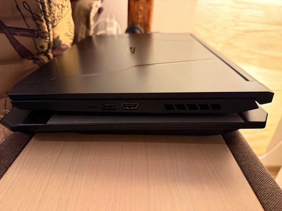 Laptop gaming Acer Nitro 5,Ryzen 5800H,RTX 3080,32 gb ram impecabil