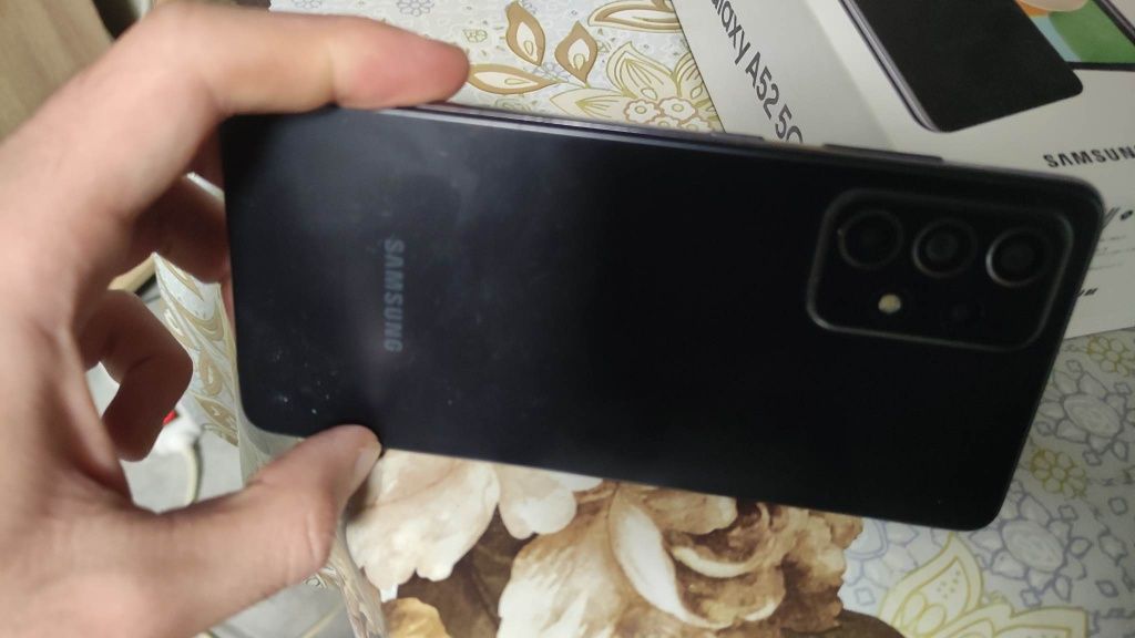 Samsung Galaxy A52 5G + Подаръци