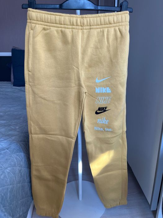 Спортна долница Nike