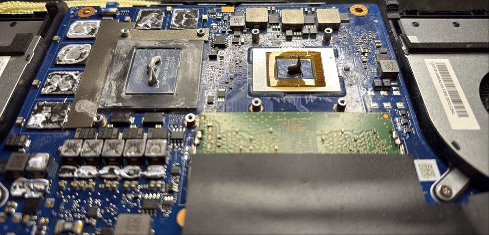 Asus TUF A15 F506IV-HN260 – Ryzen 7 / RTX 2060 / 16GB RAM / SSD 512GB