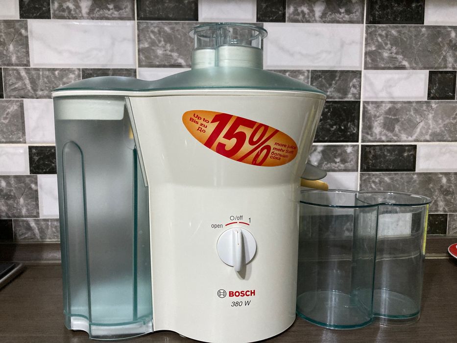 Соковыжималка центрифужная Bosch.