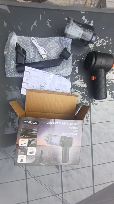 Aspirator auto fara cablu