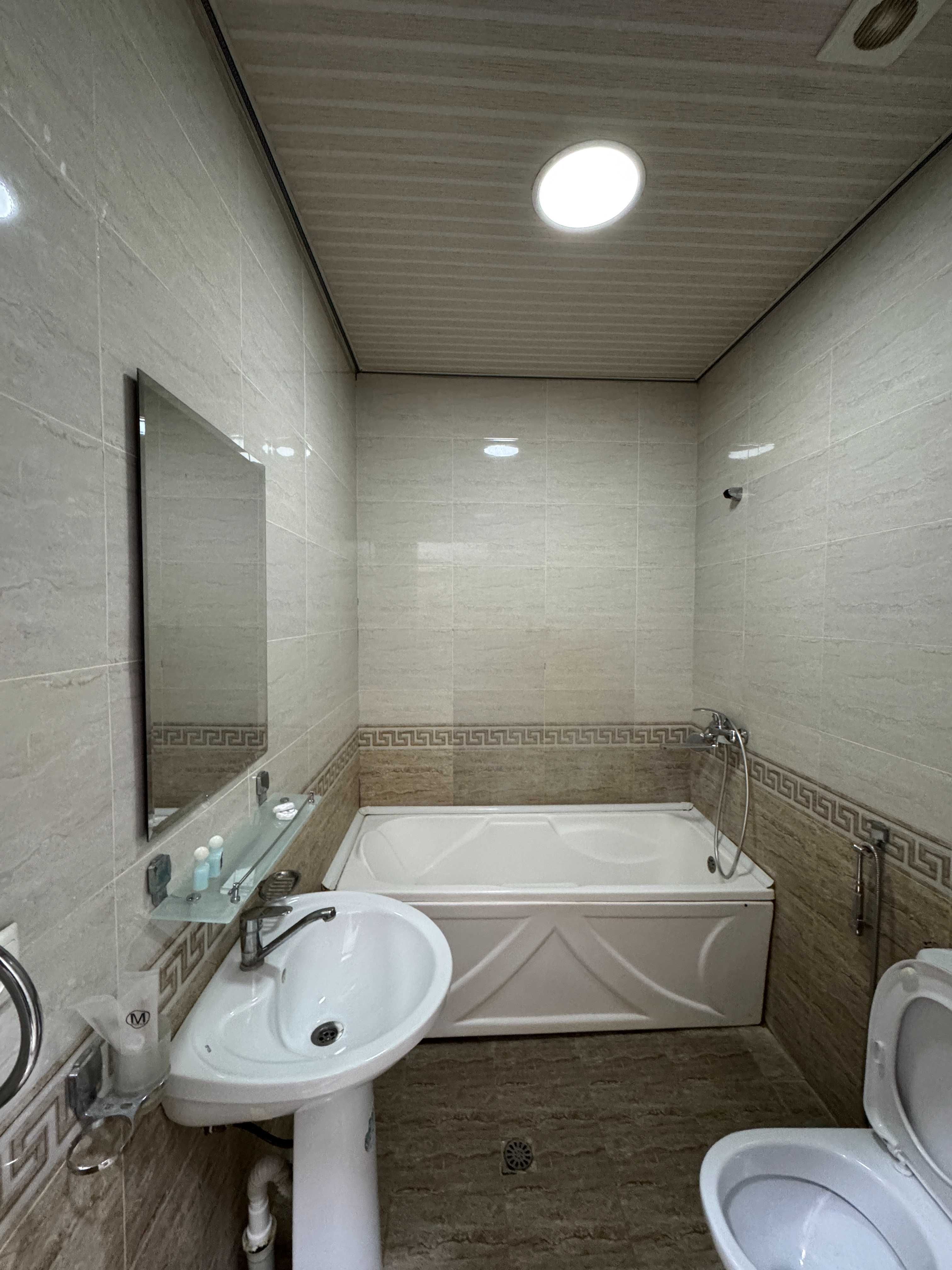 Гостиница LUXE HOUSE БЕЗ ЗАГСА 400000 тысяч в Самарканде