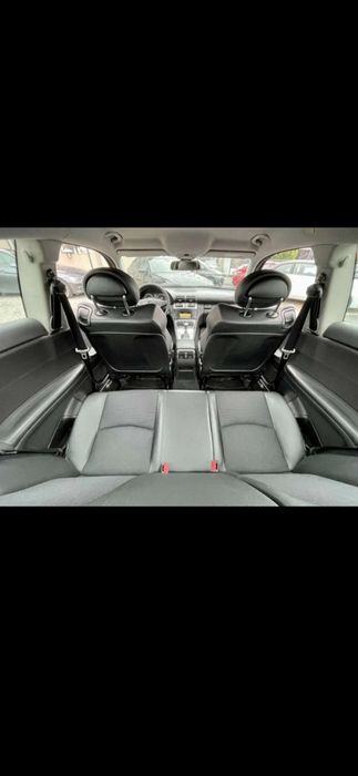 Лек автомобил Mercedes CLC200