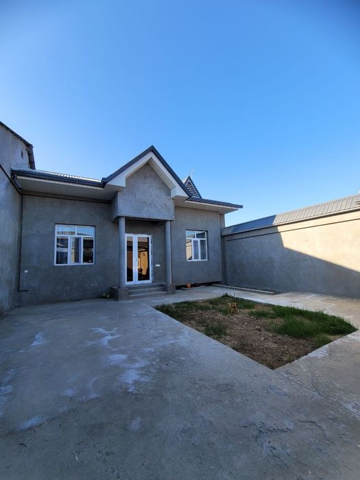 Uy sotiladi yengi toshmidan kirganda 2 sotix