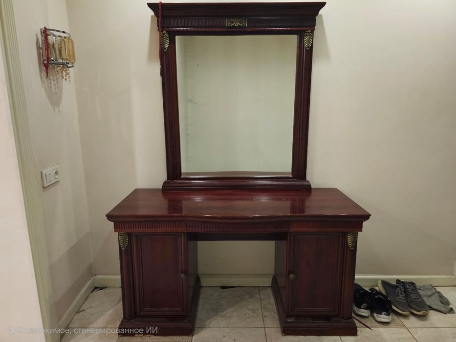 Горнитур детскии 50000 ,кровать 25000 ,тумба 5000, тримо зеркала3000