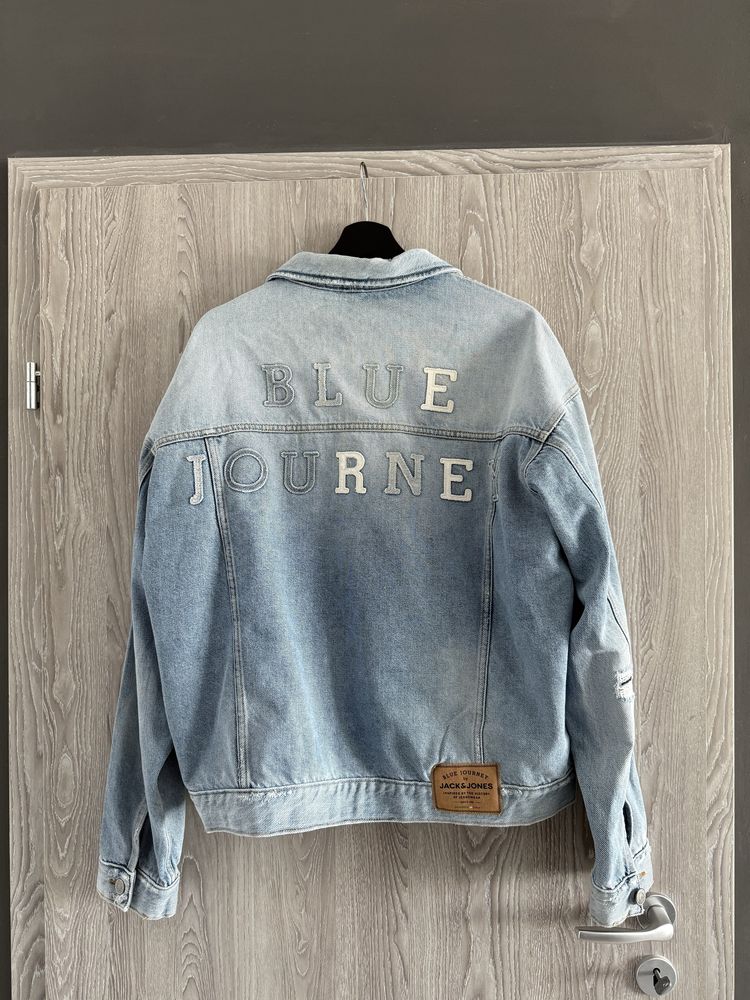 Jack & Jones jacheta denim albastru deschis cu rupturi marimea L
