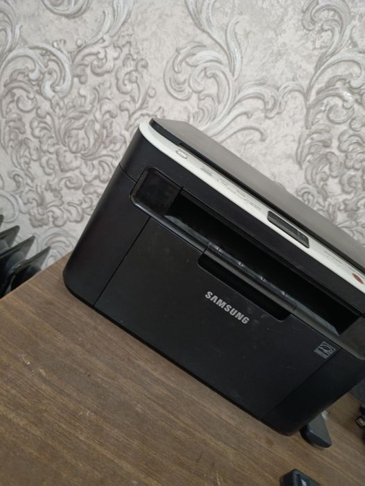 Samsung 3v1 printer sotiladi