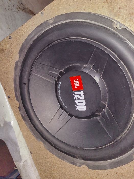 Сабвуфер на 1200