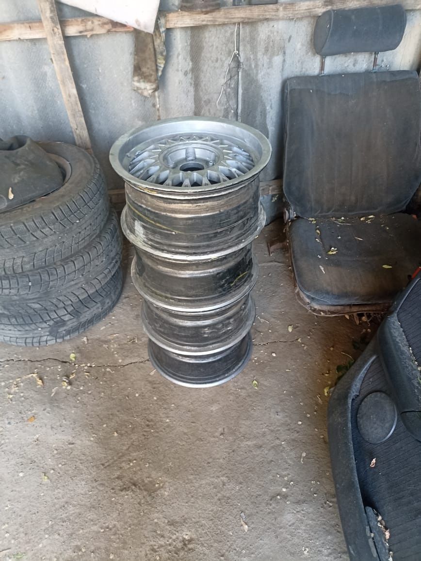 Продам диски  не вплохом состояние