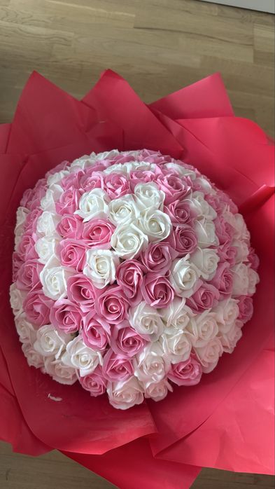 продам букет цветов розы