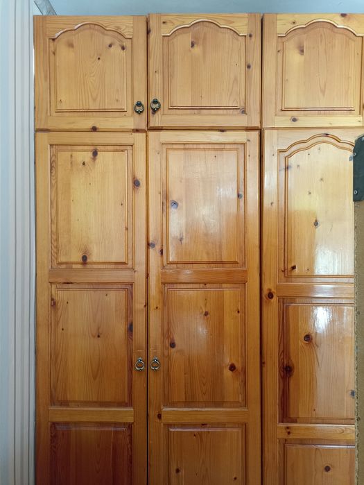 Гардероб с надстройка двукрилен,дърво