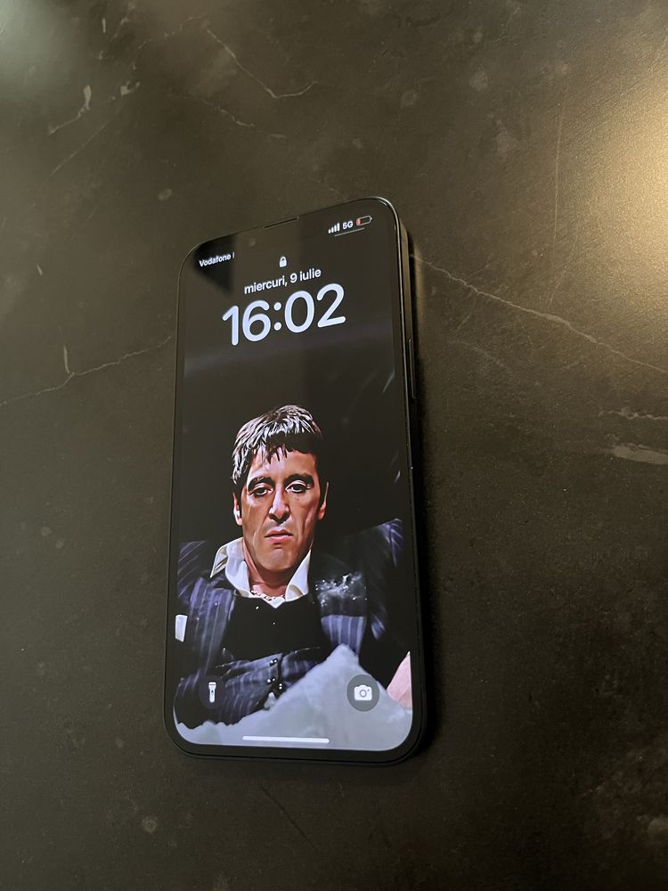 iphone 13 simplu 83% baterie