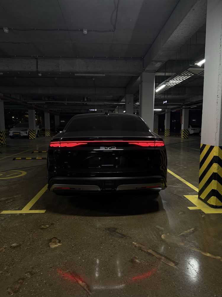 Byd Han L 2wd flagship