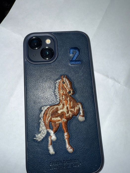 Продам айфон 13