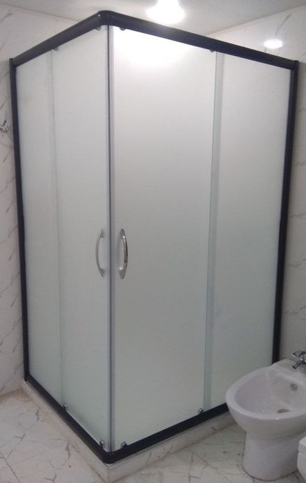 Dushavoy kabinalar,turli vitrajlar arzon narxlarda.kelishilgan holda.