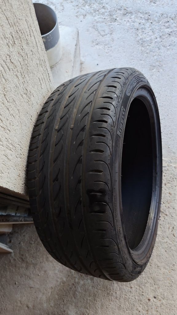 Летни гуми 205/40 R17 Pirelli Pzero Nero XL, DOT 21 200лв комплекта