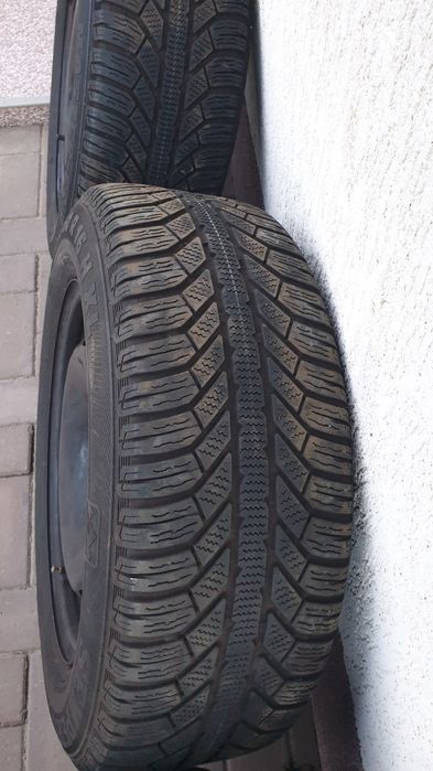 Jante cu cauciucuri de iarna pe 16 inch Vw passat