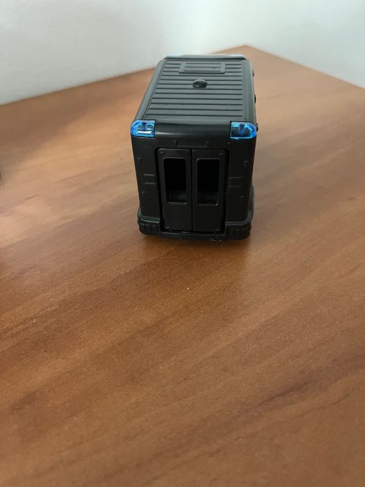 Гараж с две колички и 3d пъзел мини купър