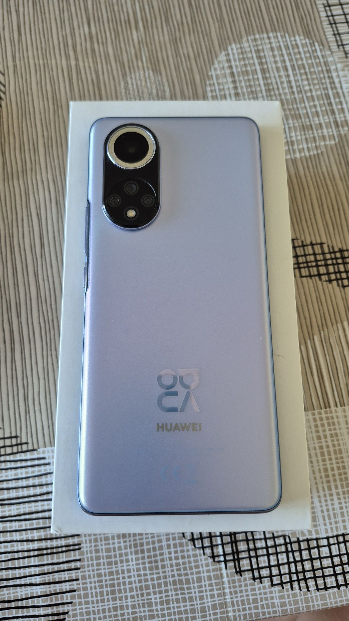Продавам Huawei Nova 9