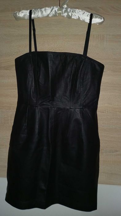 Рокля от естествена кожа 40 номер