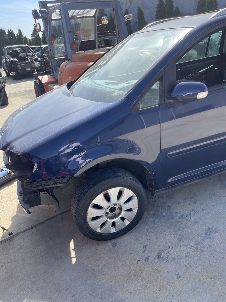 VW Touran На Части