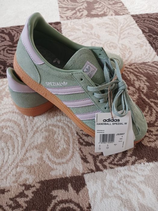 KRASOVKI ADIDAS BREND. Привезли из Кореи супер качество