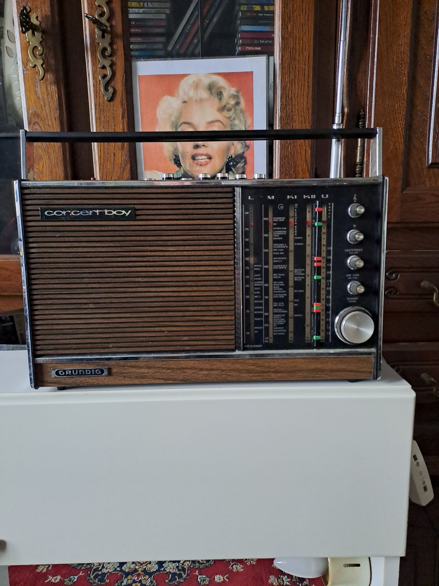 Radio Grundig Boy