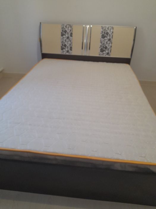 Спальная  кровать