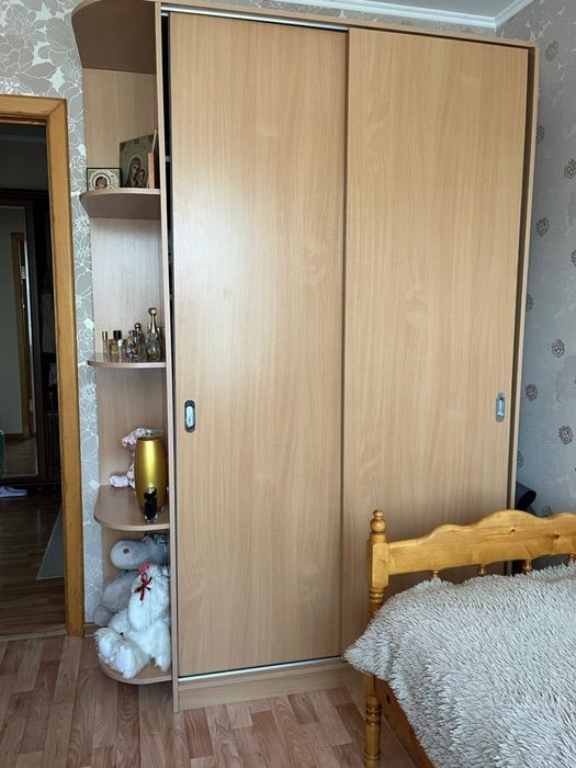 Продам шкаф в хорошем состоянии