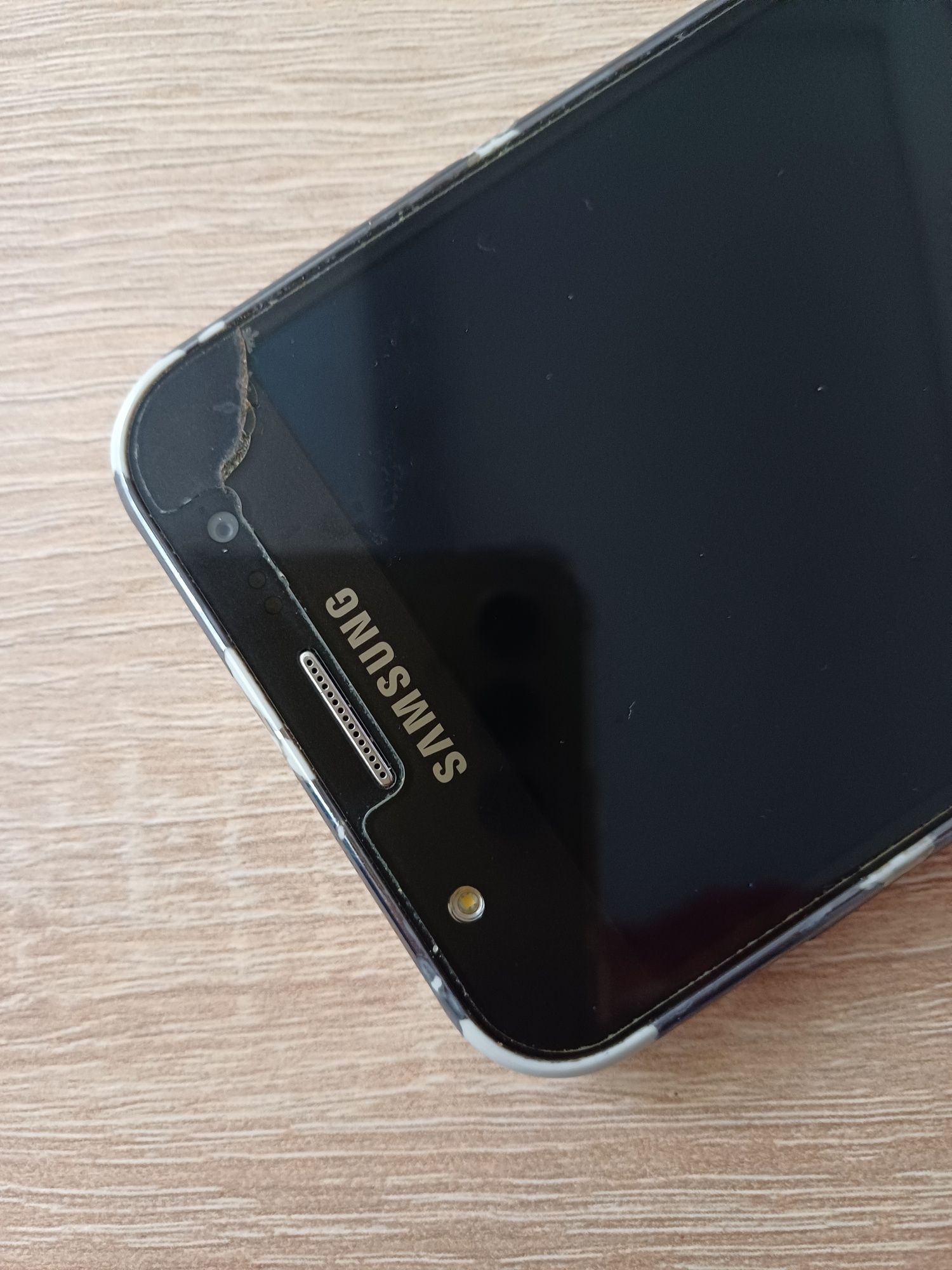 Samsung Galaxy J5. Dual sim