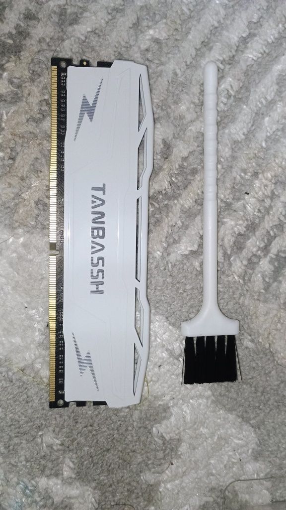 ОЗУ DDR4 8GB 3200MHz