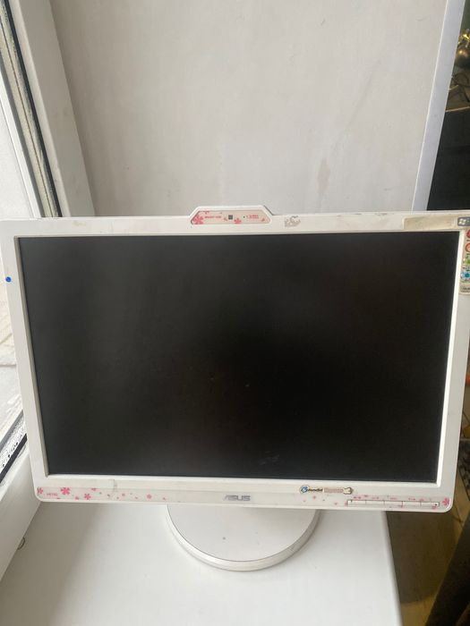 Монитор ASUS белый
