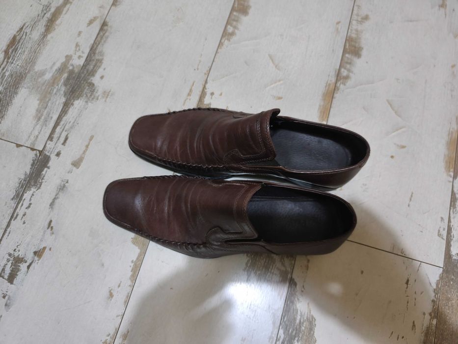 продавам мъжки обувки