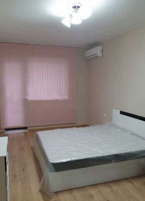Дава се под наем Двустаен апартамент в Пловдив, Гагарин - 88 кв.м за 295 € - Снимка #2