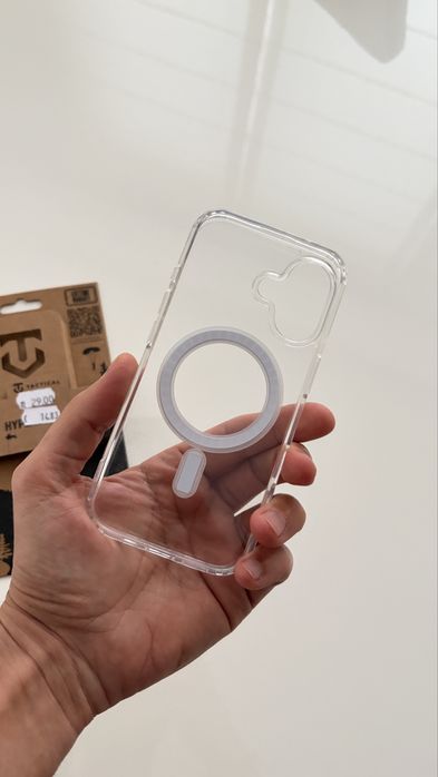 Прозрачен magsafe кейс за iPhone 17