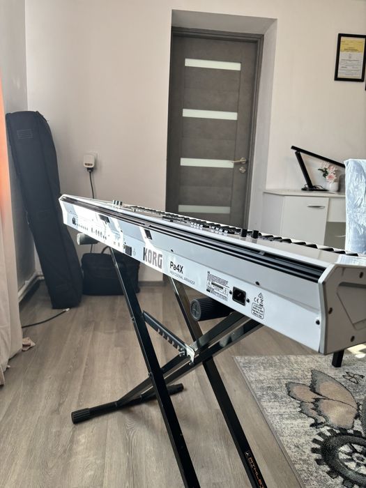 Vand Korg pa4x 76 international /schimb pa5x