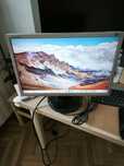 Монитор Samsung SyncMaster 923nw 19 инча с HDMI преходник